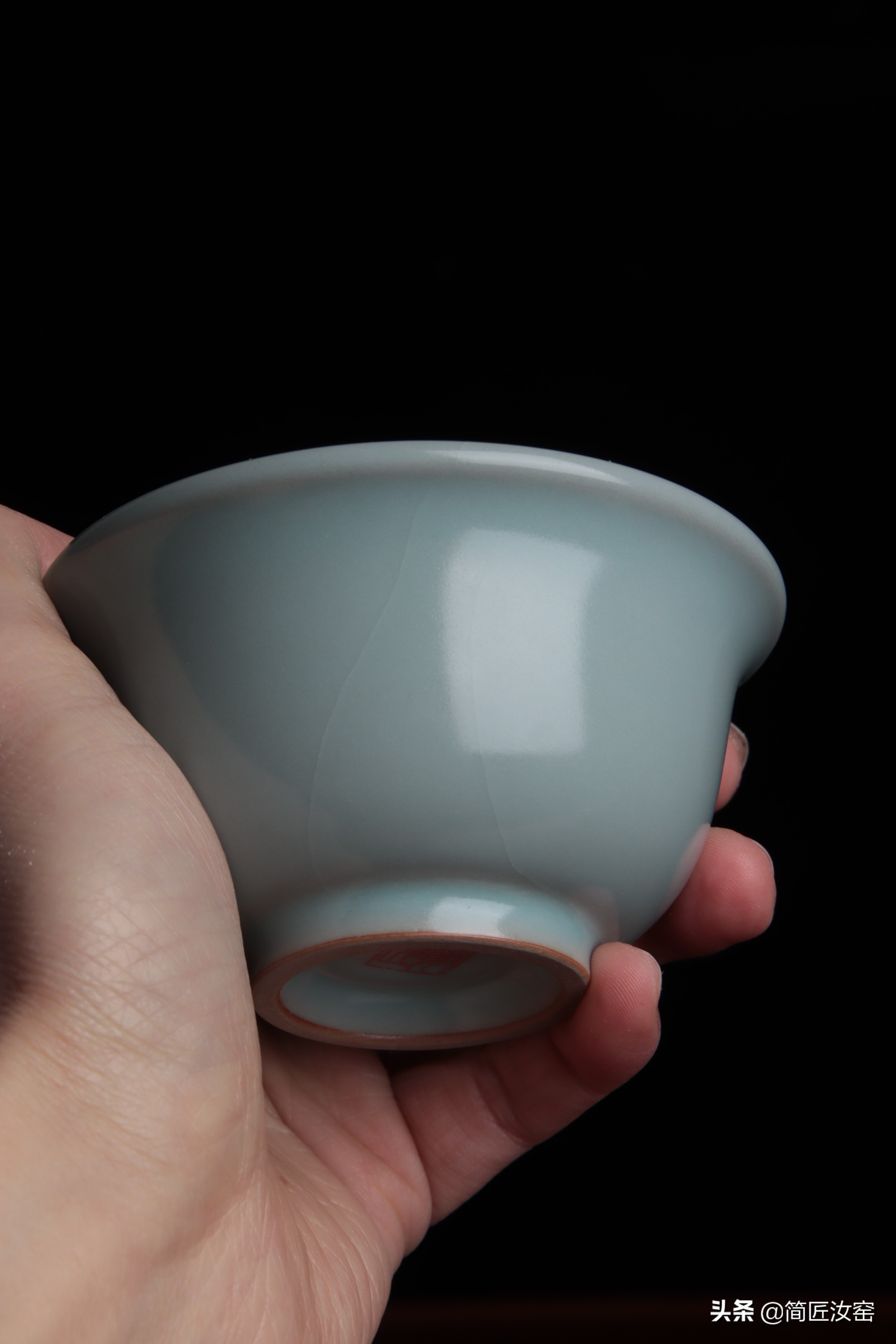 八方杯汝窑和永乐压手杯,简匠汝窑压手杯
