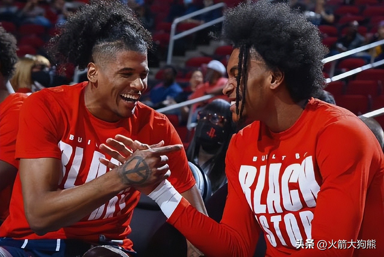 杰伦格林火箭几号球衣,nba火箭队最新球衣