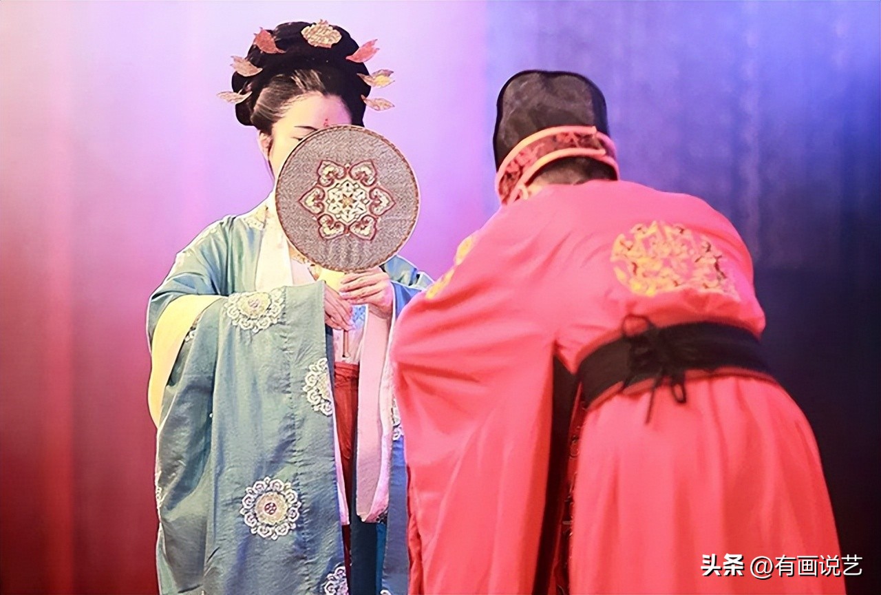 俗语男怕小嘴女怕大鼻靠谱吗,俗语女怕耳不大男怕眉相交靠谱吗