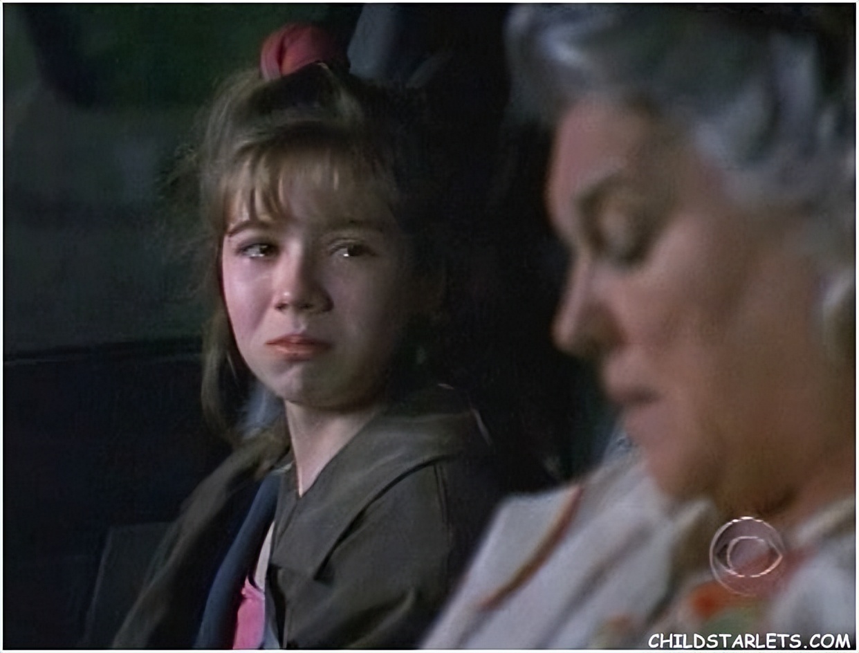 6岁童星被父母当摇钱树,欧美童星被父母当成摇钱树