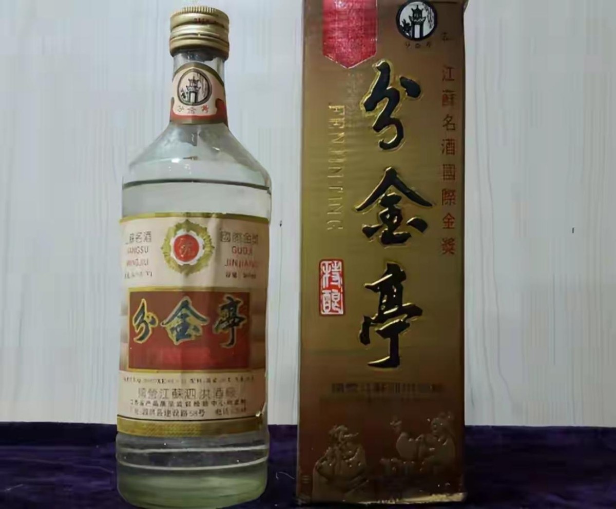 上海请客“怪象”，高档宴席用茅五泸，低档用红星，但也爱这4款