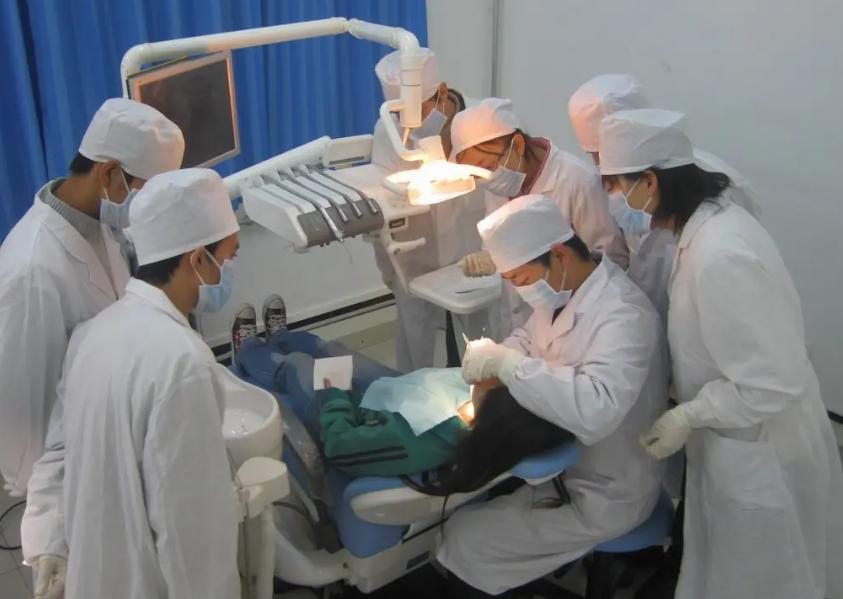 医学部护理专业排名,医学护理热门专业