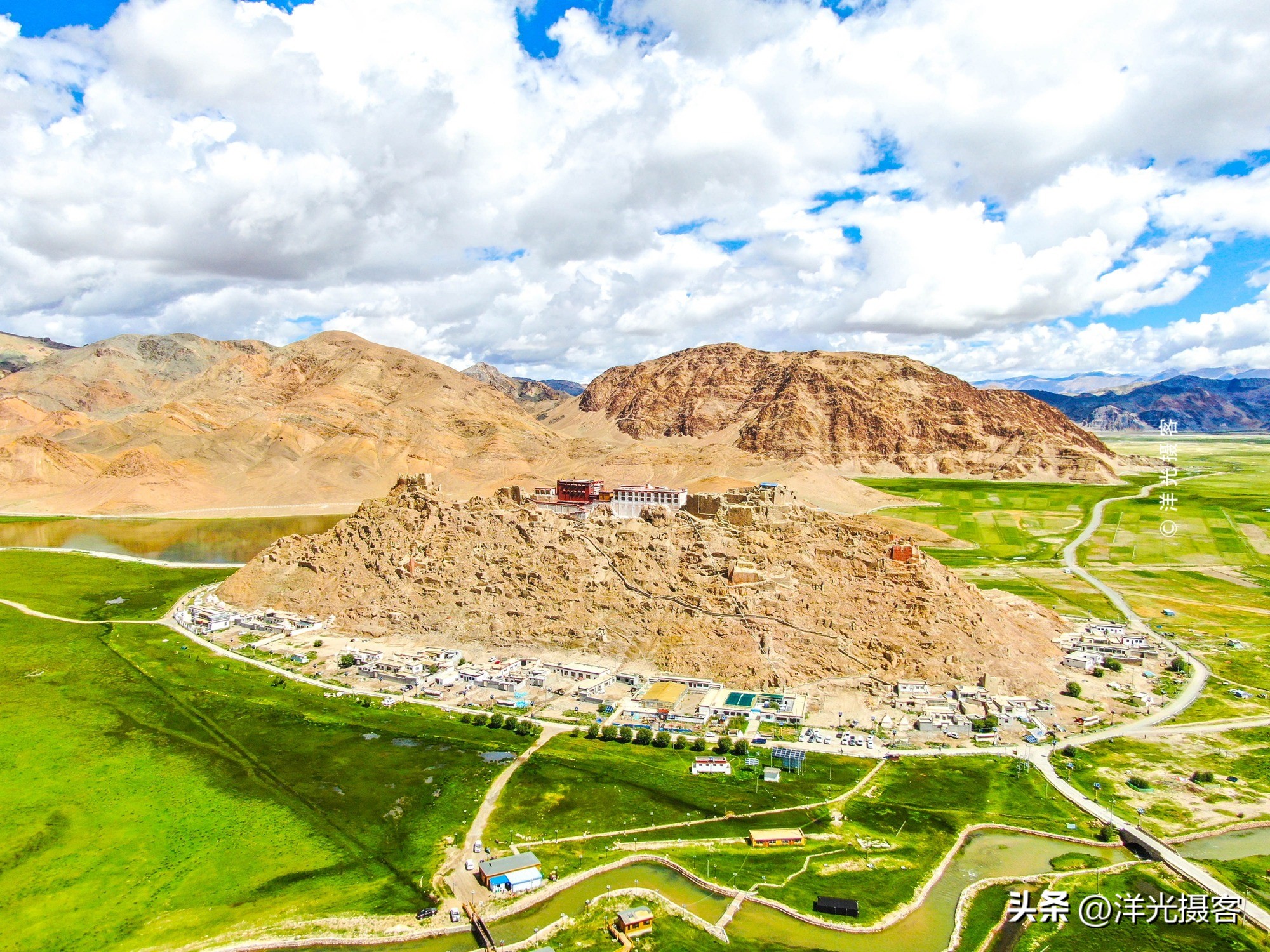 阿里神山圣湖景区,西藏阿里神山圣湖的风景