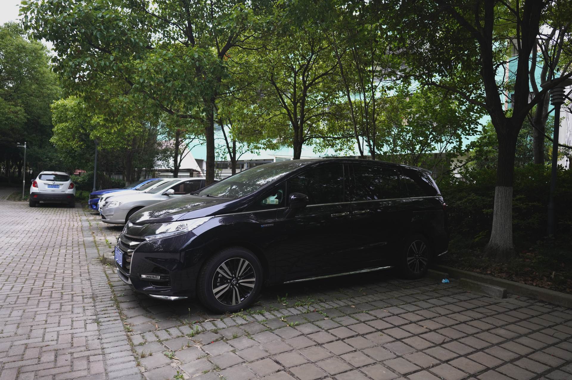 上海年入100万中年大叔,年入百万的中年男人