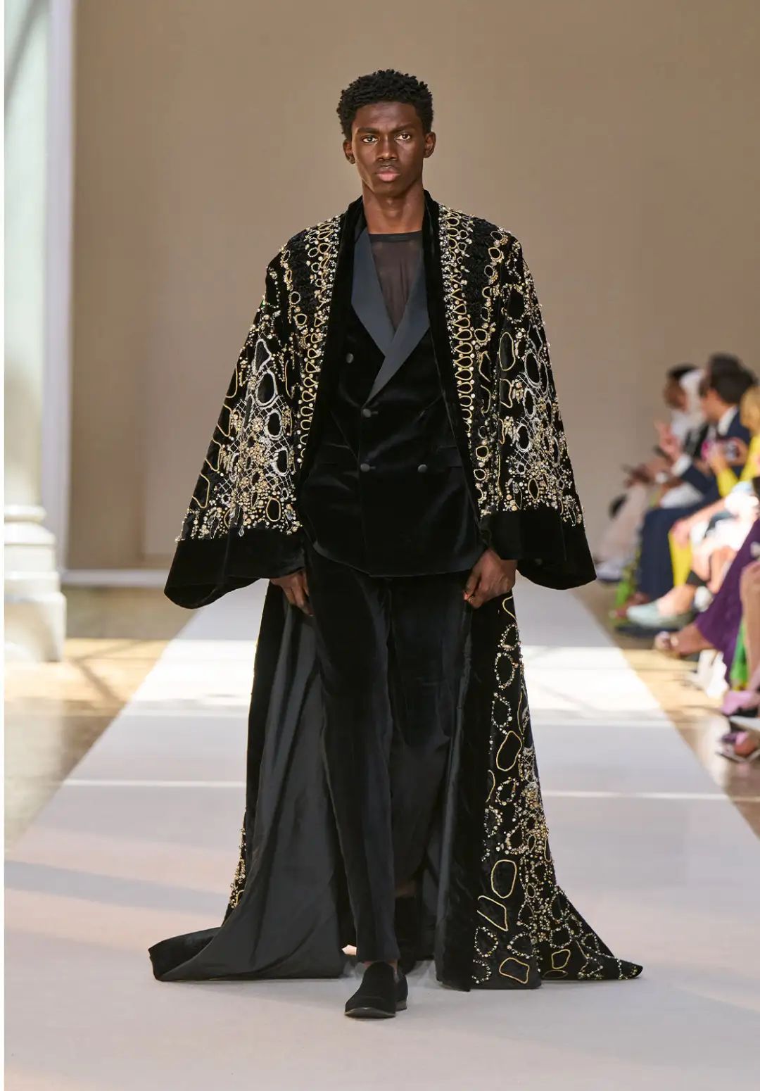 高定全新系列,高定和大众定制区别