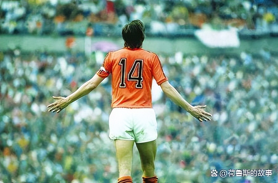 c罗历史地位排第四惹争议,世纪争论梅西和c罗到底谁更强