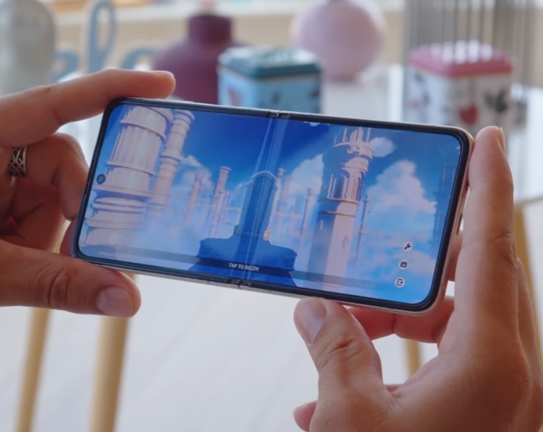 三星折叠屏值得购买不,三星折叠屏官方指导价