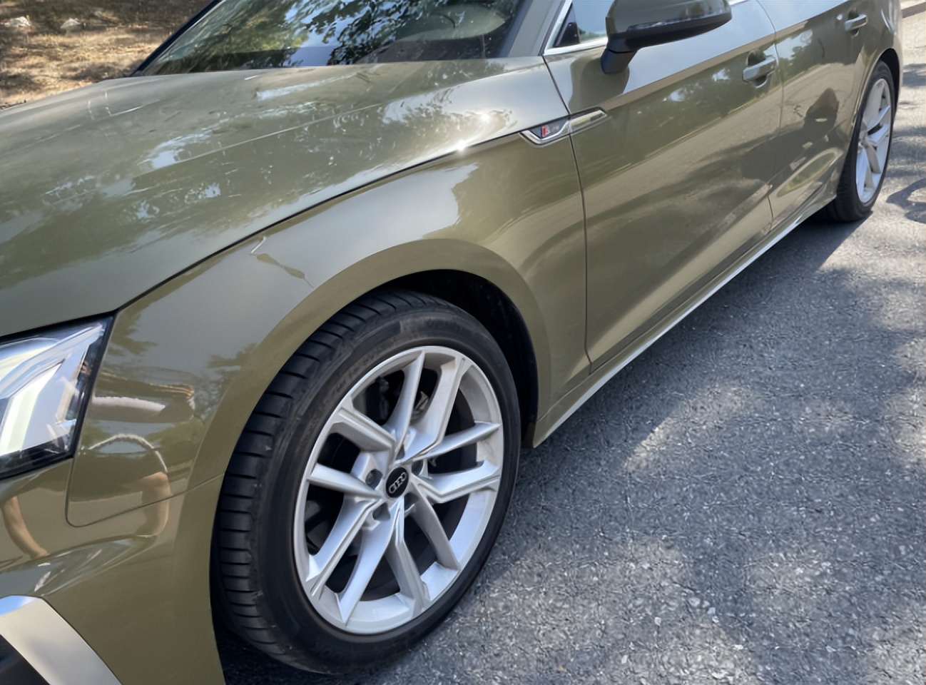 奥迪a5动力比a4强么,10年奥迪a5油耗