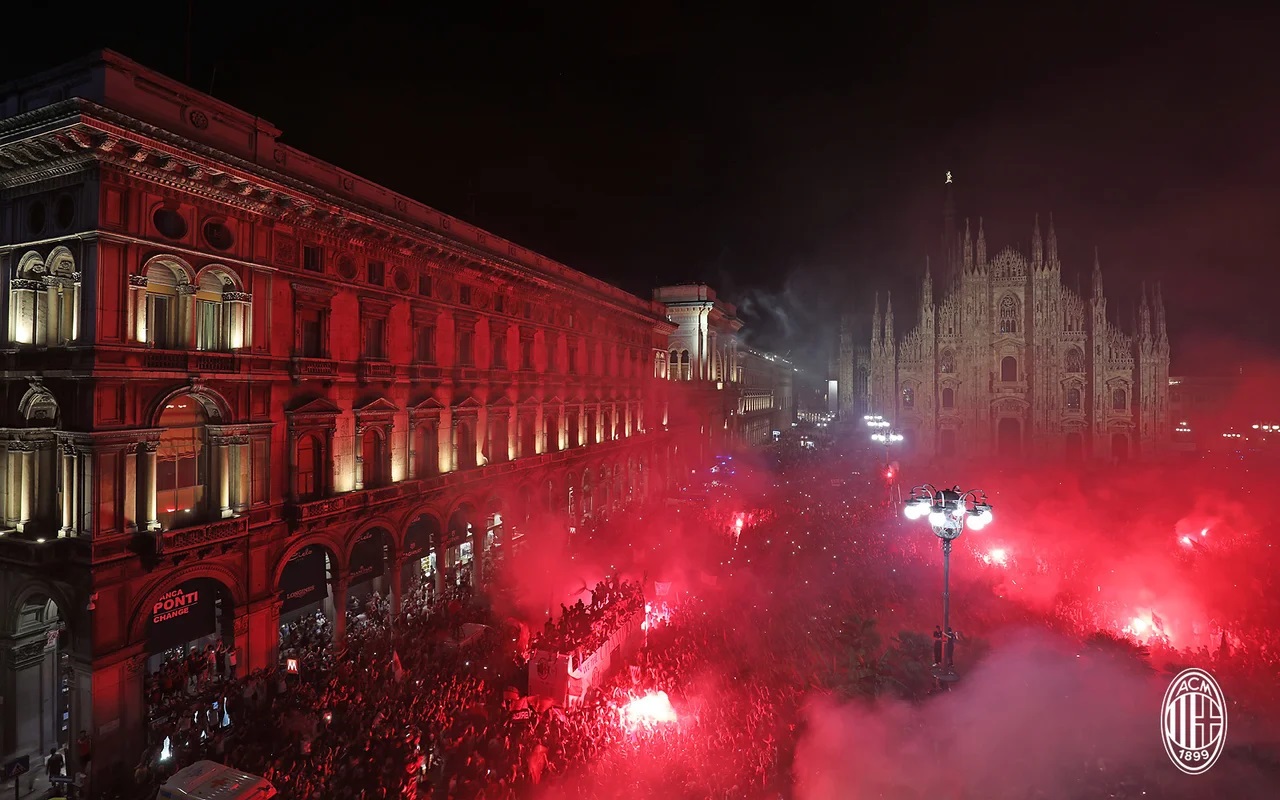 米兰时隔11年夺冠,意甲本赛季米兰