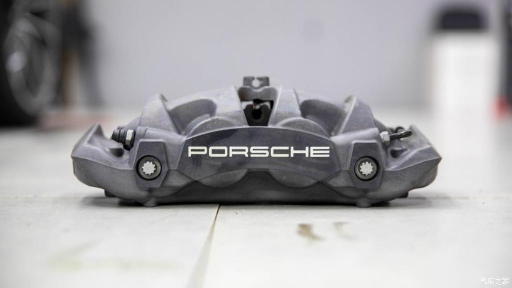 砂金石绿保时捷911改装,2016保时捷911改装黄色