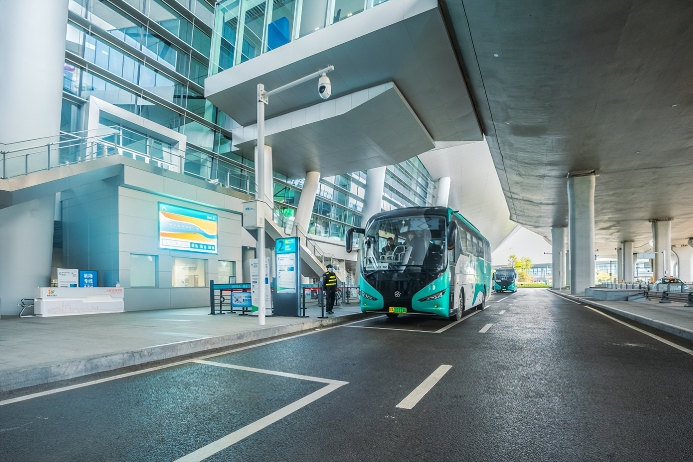 天府国际机场有几条快速公交,天府机场公交专线一号线