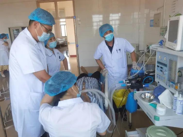 青岛哪个医院能做电休克治疗,青岛第六人民医院治疗什么