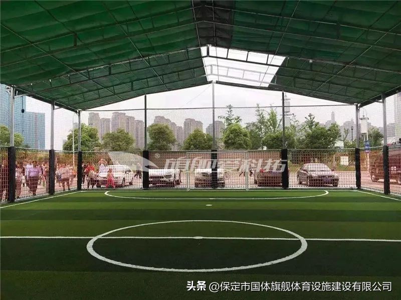 人造草跟真草怎么区分,人造草和真草的区别