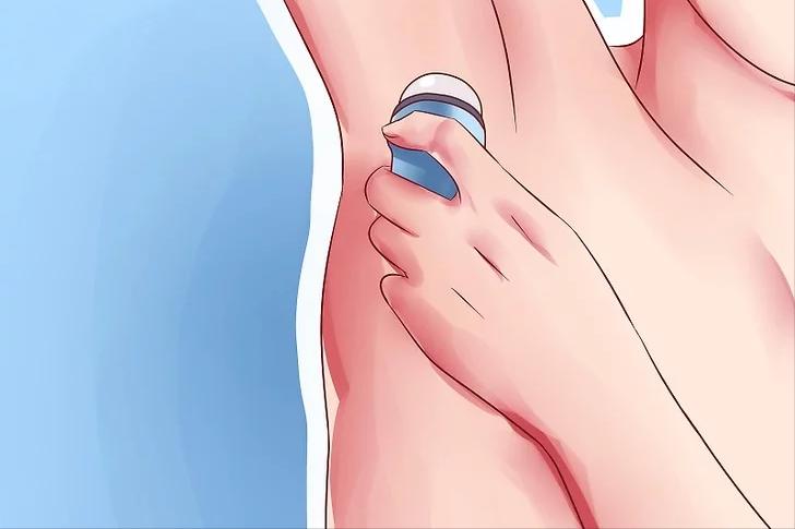 夏天一出汗腋下有异味,夏天腋窝出汗有异味怎么办