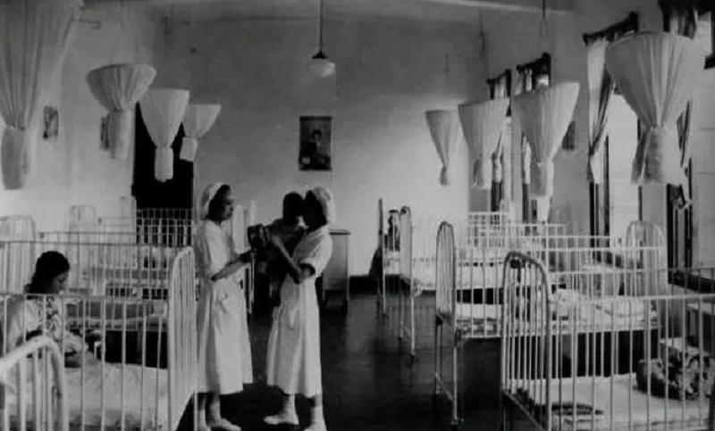 沈醉和前妻燕萍照片,1986年沈醉和前妻见面