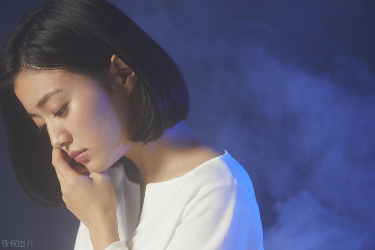 女性下身有烧灼感是怎么回事,52岁女性下身有烧灼感怎么回事