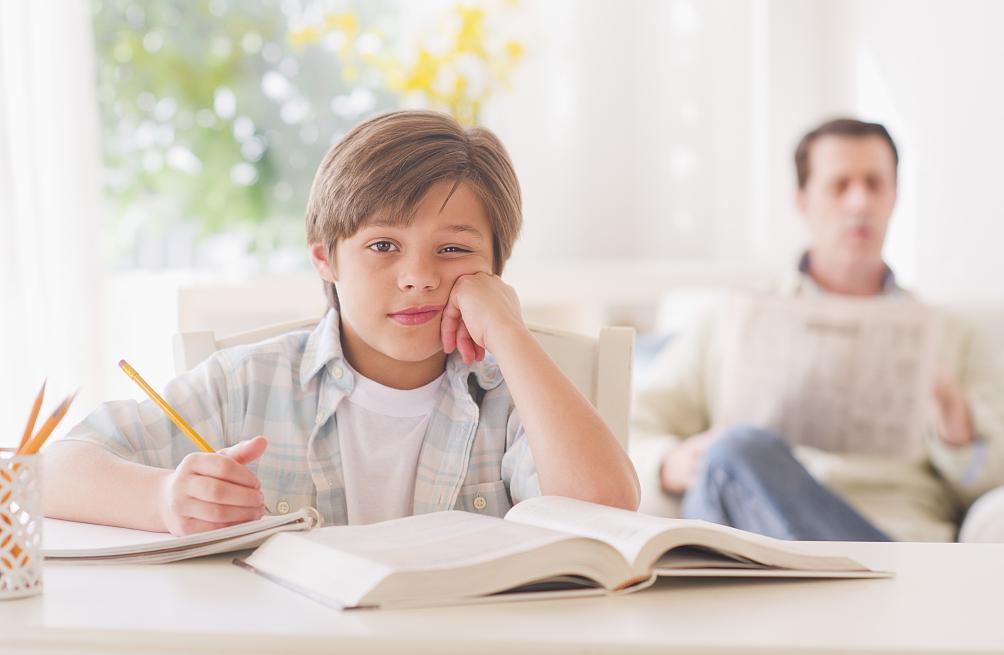 医生如何教孩子练专注力,医生怎么帮助孩子提高专注力