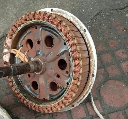 电动车电瓶跑不远加修复液有用吗,电动车跑不远调换电瓶位置就行吗