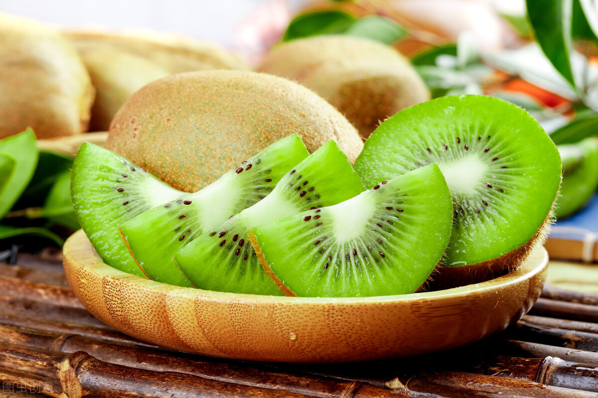 牙龈出血吃凉东西刺激,磕碰门牙牙龈红肿出血是什么原因