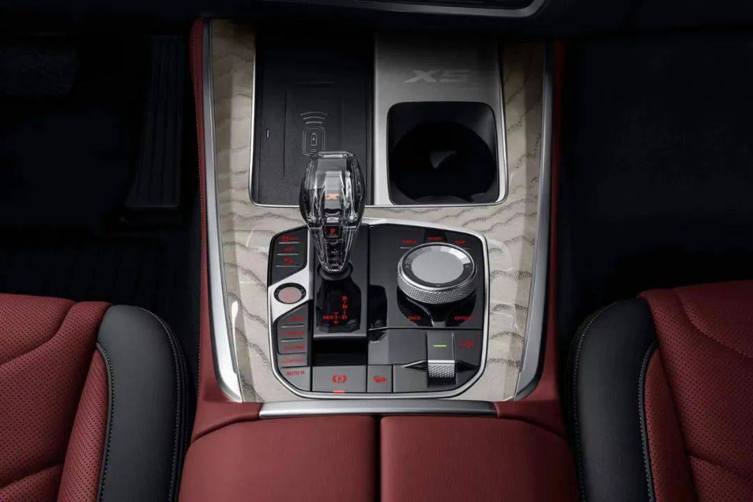 宝马x5xdrive40i运动套装落地价,宝马x5进口2021款xdrive40i试驾