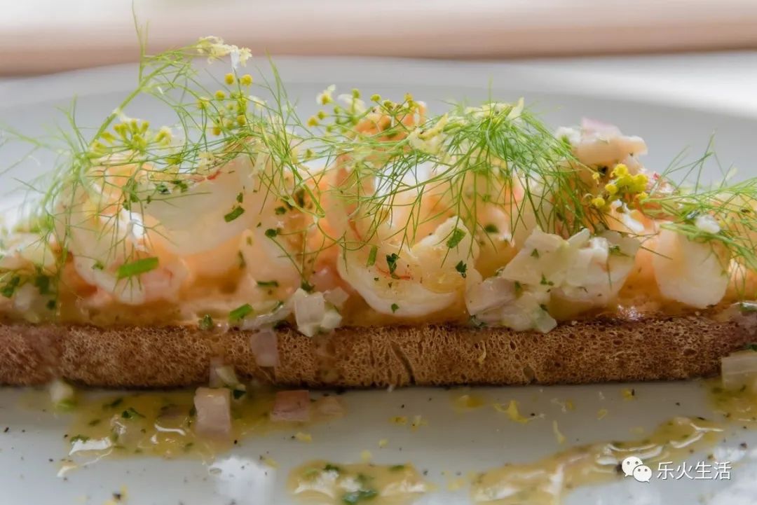 上海开业10个月获米其林餐厅,巴黎开业20年的米其林三星餐厅