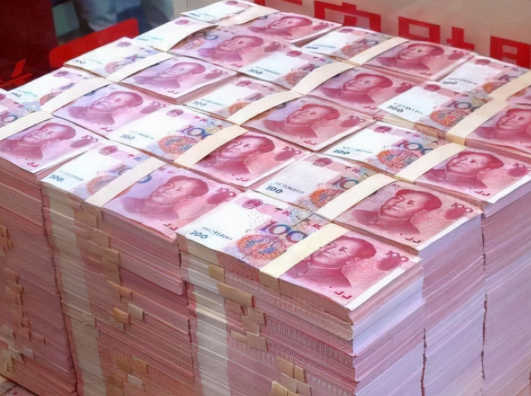 买彩票中1000万，该怎么领奖？如果存银行，会不会被“调查”？