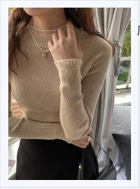 经过一个月的观察，我们发现这几款针织衫在淘宝上卖爆了