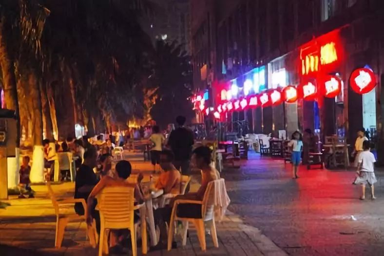 什么？兰州是当之无愧的一线城市！开玩笑呢吧！