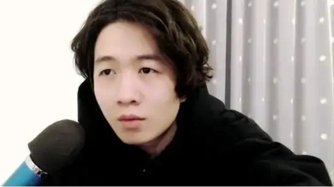 德华借号神罚可杰视角,德华精彩对局解说