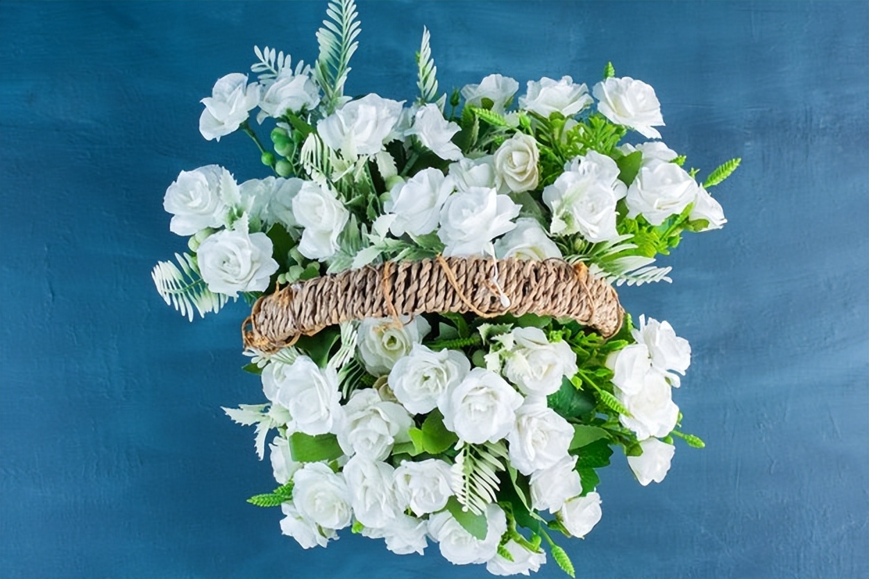 伴侣总是喜欢打击和贬低内心阴暗,经常贬低你的男人内心有多阴暗