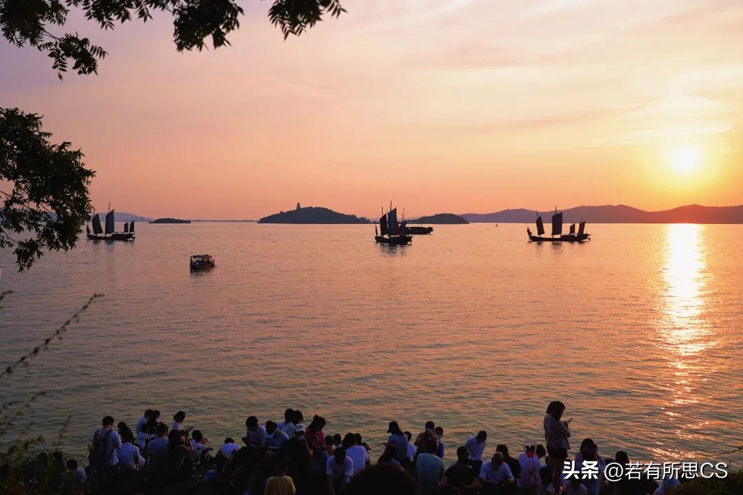 鼋头渚赏月看烟花,太湖鼋头渚烟花旅游攻略