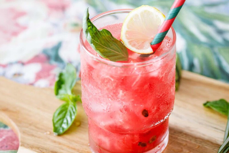 夏天来了喝一杯清凉的自制饮品,自己在家就能做出的清爽夏日饮品