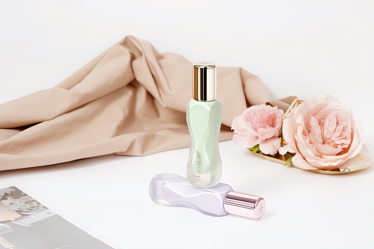 兰瑟修颜悦色隔离乳一抹化水,兰瑟隔离霜妆前乳