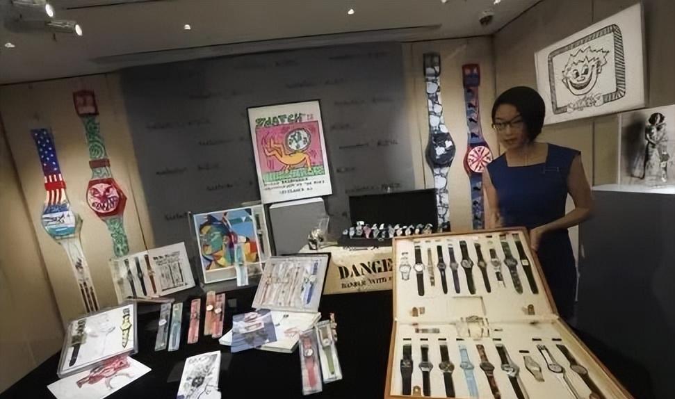 年轻人戴什么表比较合适,年轻人戴机械表还是智能表