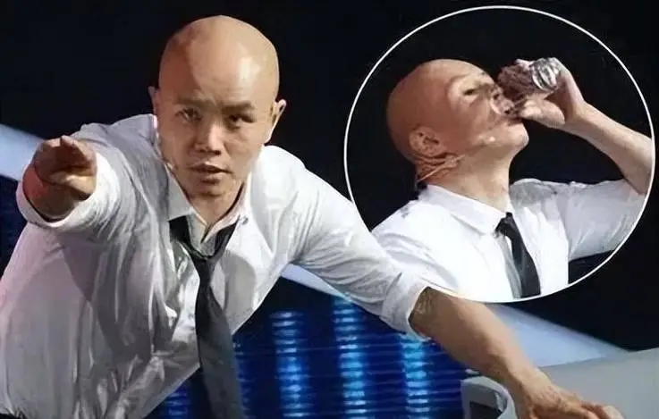 48岁主持人乐嘉现状：移居美国住豪宅、开豪车，过着奢侈的生活！