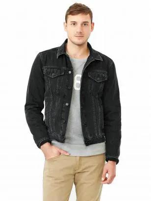 牛仔夹克外套穿搭女,秋季牛仔夹克外套配什么裤子