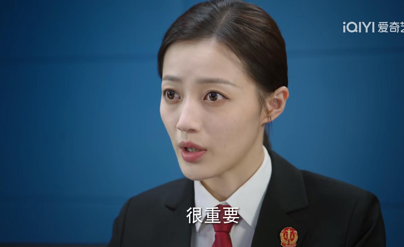 她是《底线》中“最疯狂”的母亲,最终她在50岁寿宴上尝到了苦果