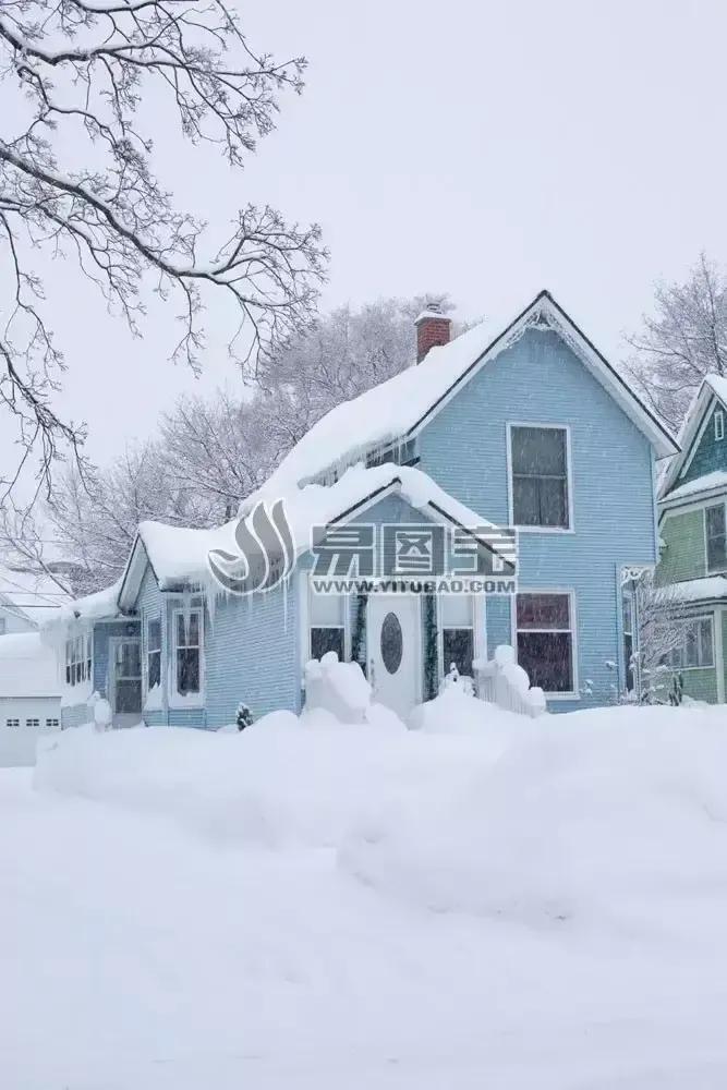 窗外雪花飘飘散文随笔,雪花漫天飞舞的散文