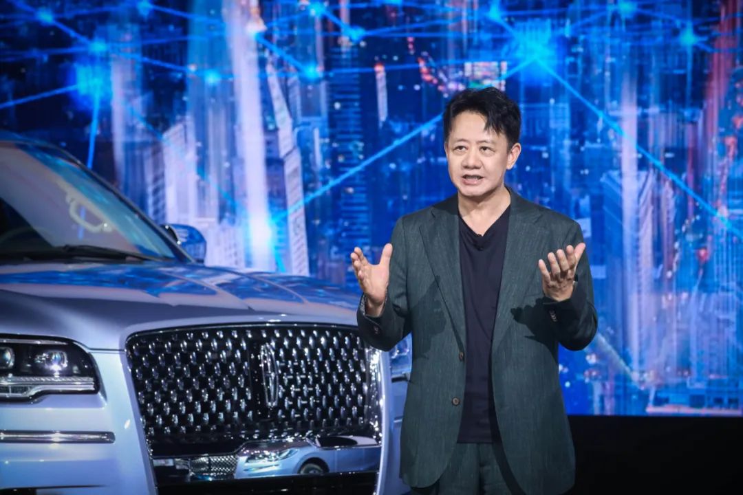 林肯领航员横躺,林肯壹号和领航员区别