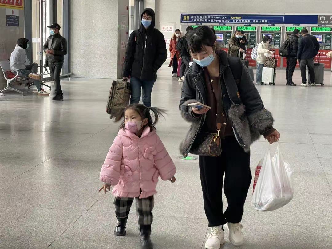 火车票儿童免费乘车申报,买火车票时如何为儿童添加免费票