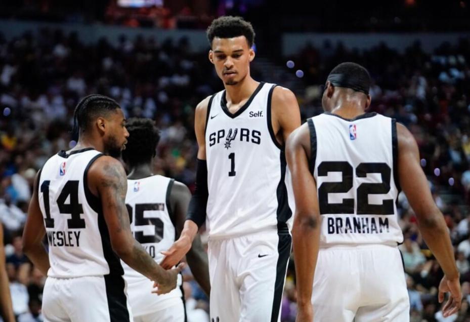 邓肯大卫罗宾逊文班亚马,马刺下赛季能夺冠吗