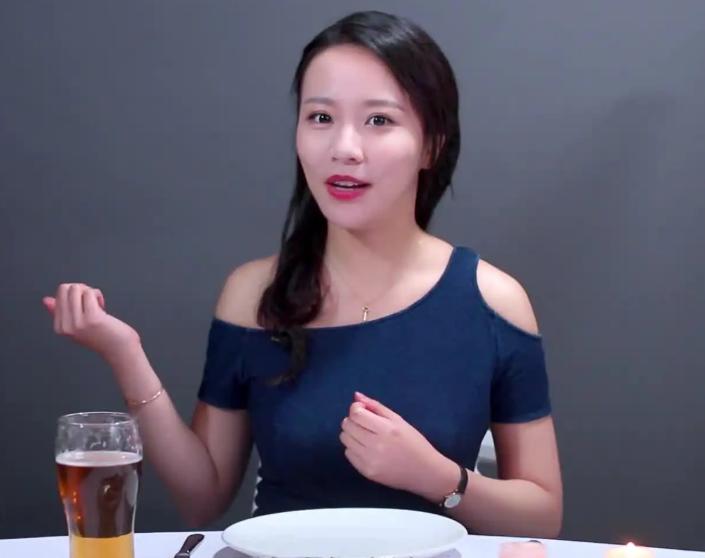 90后北京美女，靠卖酒爆红，一场直播卖100万，年入3.5亿，凭啥？