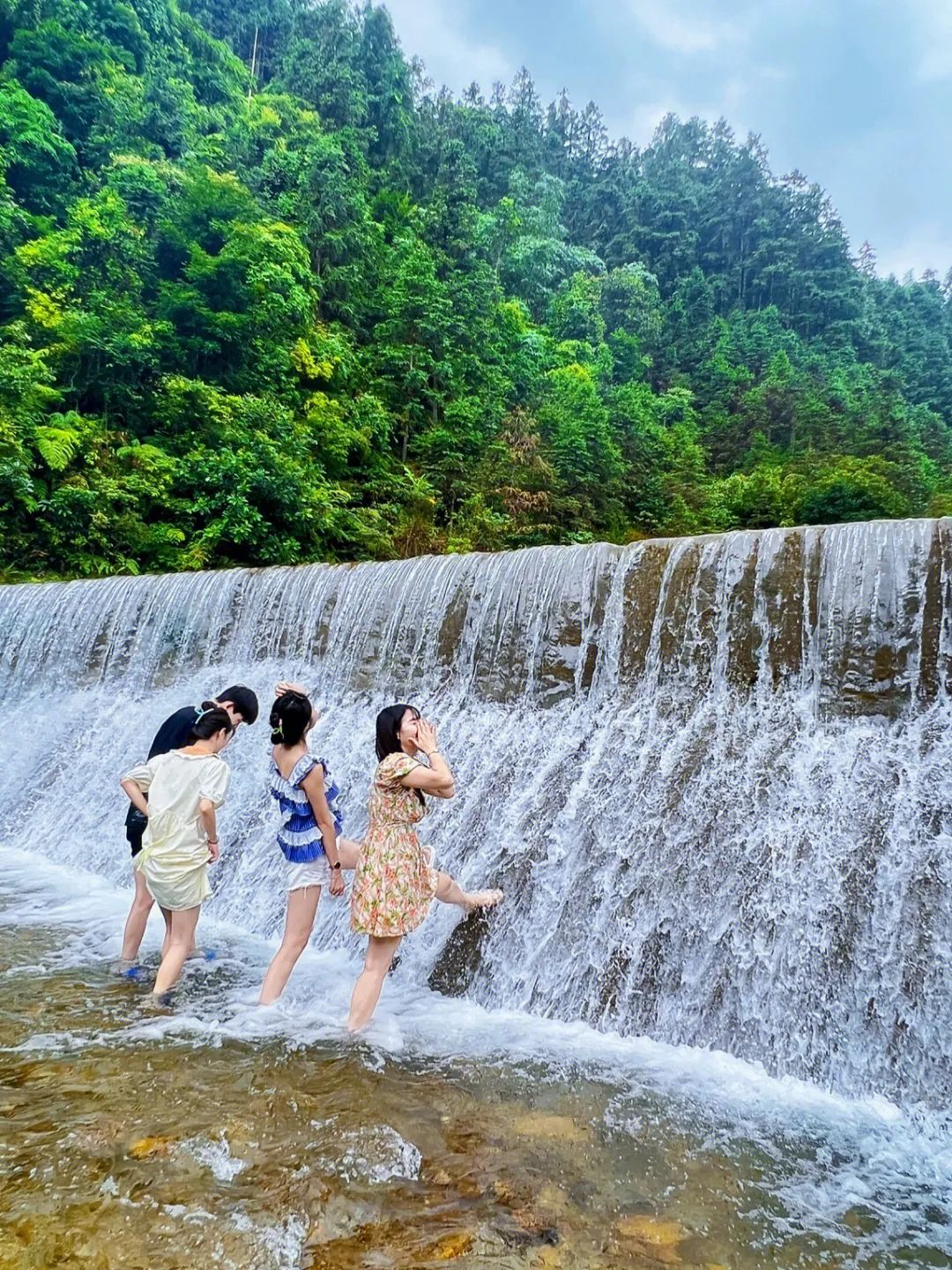 广西夏天哪里的河最适合玩水,广西一年四季玩水好去处
