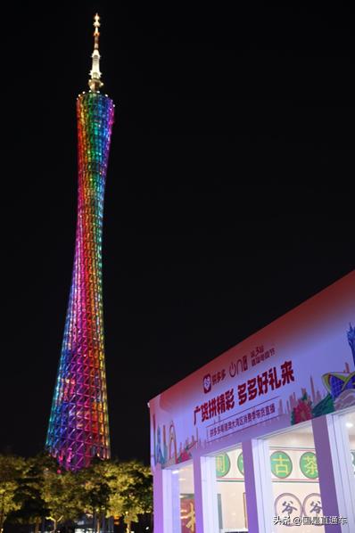 拼多多消费季带货直播引拼购潮 (拼多多现在怎么有直播专享券)