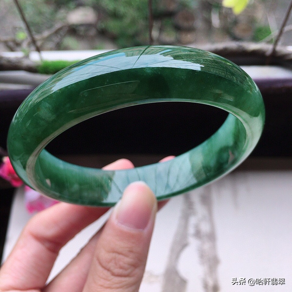 人人都能买得起的珠宝,好的油青种翡翠