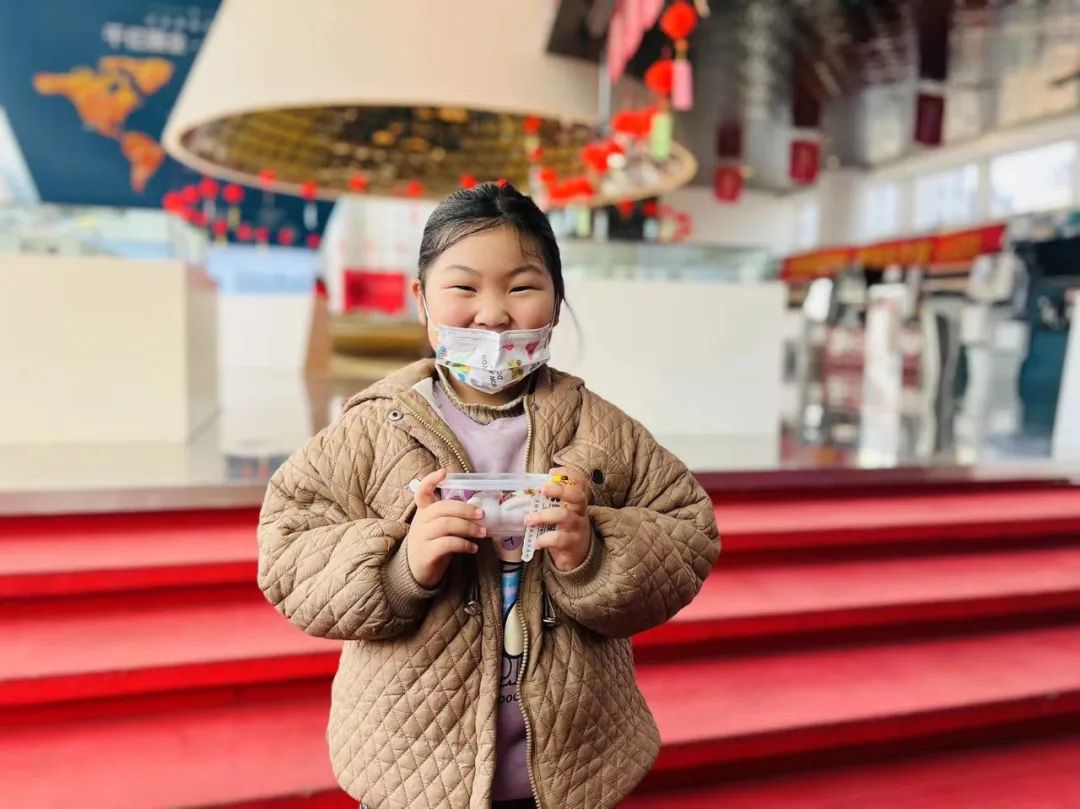 吃汤圆团圆夜,吃汤圆赏月圆合家团圆