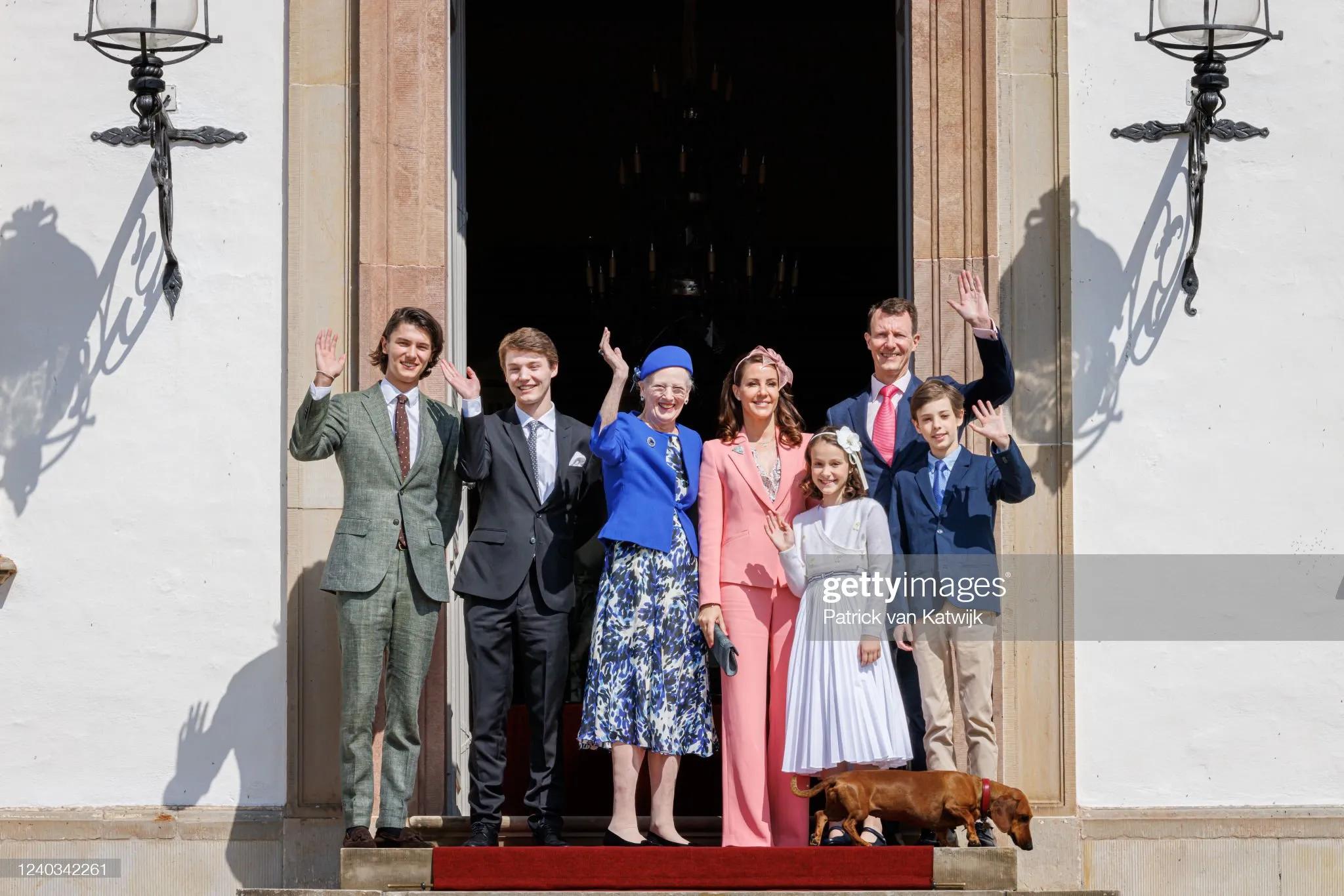 伊莎贝拉穿银色衣服,伊莎贝拉英国时尚界