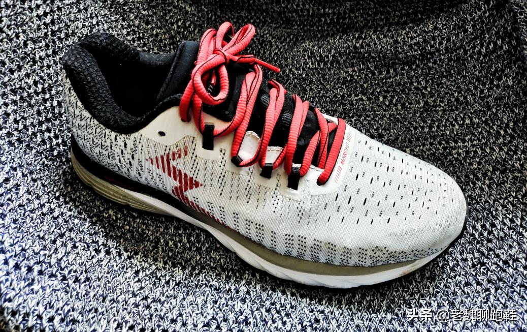 哪款国产跑鞋比较好,国产跑鞋到底哪家更值得入手