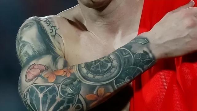 梅西最新回应纹身,梅西第一次纹身