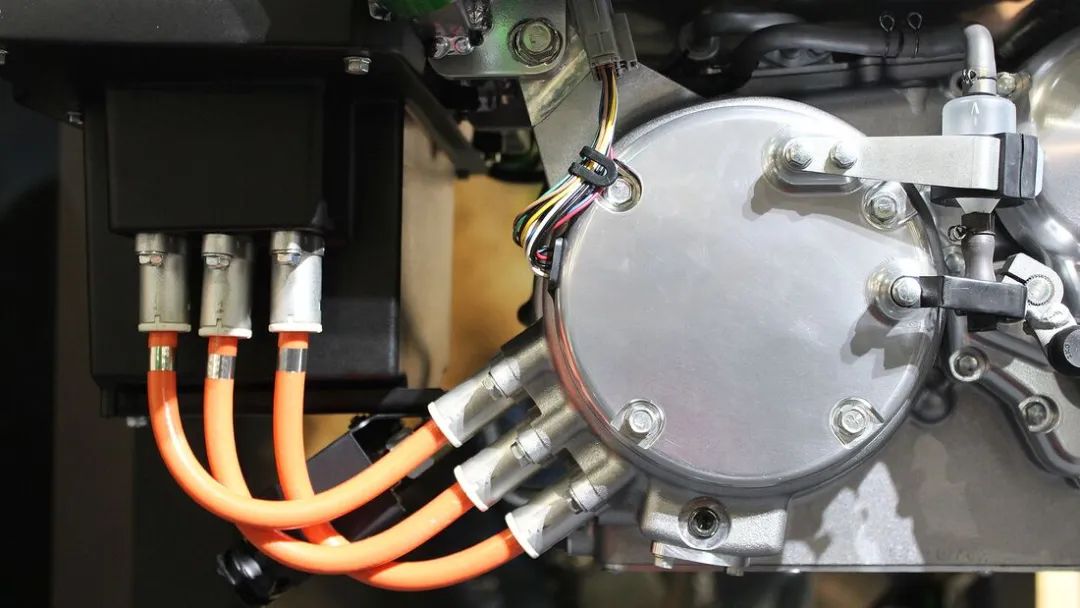 川崎ninja油电混动,川崎ninja650